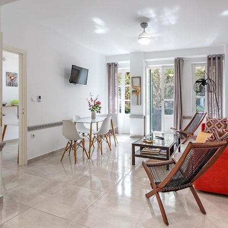 Psiri Gem From In Vivo Apartments- Spacious 1St Floor Apartment With Balcony In Athens' Historic Center 外观 照片